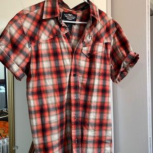 Medium, men’s, short sleeve Harley Davidson shirt